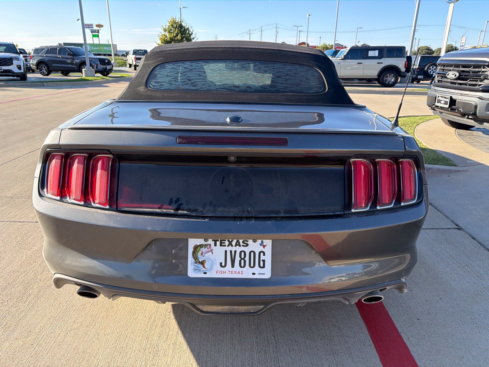 Used 2015 Ford Mustang GT Premium w/ Equipment Group 401A RWD image 8