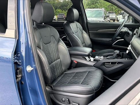 Used 2023 Kia Telluride EX X-Line AWD/4WD image 7