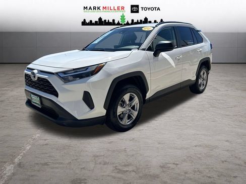 Certified 2024 Toyota RAV4 LE AWD/4WD image 1