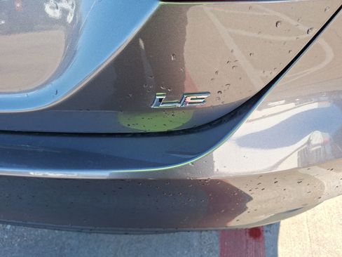 Used 2023 Toyota Camry LE image 12