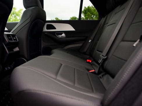 Certified 2025 Mercedes-Benz GLE 350 4MATIC image 25