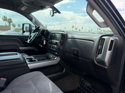 Used 2015 Chevrolet Silverado 2500 LT w/ LT Convenience Package AWD/4WD image 29