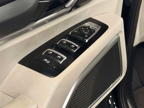 Used 2020 Kia Telluride S w/ S 8 Passenger Seating Package FWD image 25