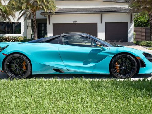 Used 2022 McLaren 720S Spider RWD image 19