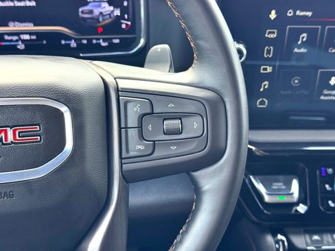 Used 2024 GMC Sierra 1500 AT4 w/ Technology Package image 26