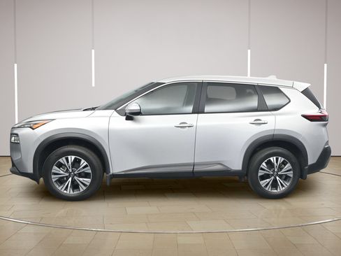 Certified 2023 Nissan Rogue SV AWD/4WD image 4