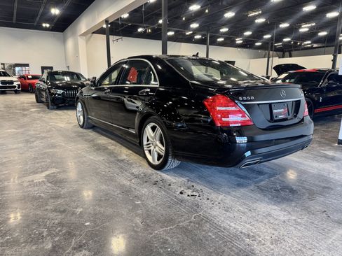 Used 2013 Mercedes-Benz S 550 4MATIC image 2