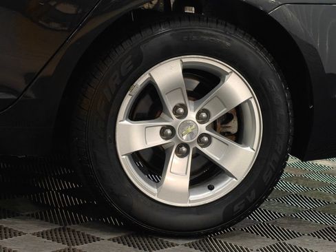 Used 2015 Chevrolet Malibu LT FWD image 37