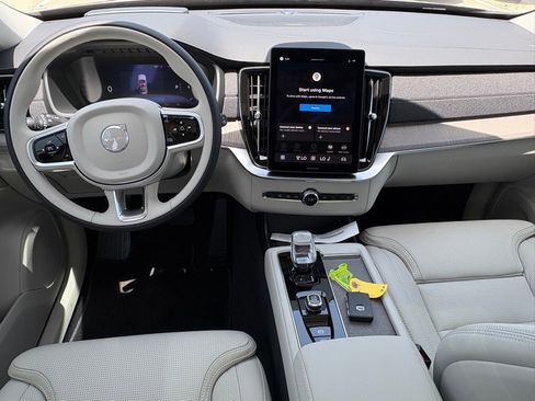 New 2026 Volvo XC90 B5 Ultra image 9