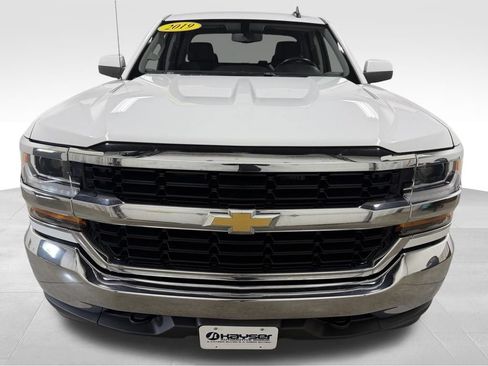 Used 2019 Chevrolet Silverado 1500 LT AWD/4WD image 6