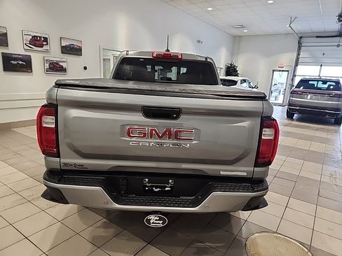 Used 2026 GMC Canyon Elevation w/ Convenience Package image 6