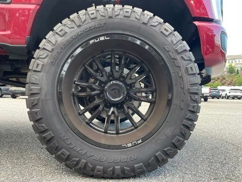Used 2025 Ford F250 Platinum AWD/4WD image 4
