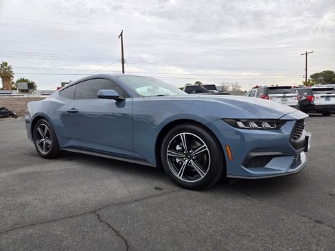 Used 2025 Ford Mustang Premium image 1