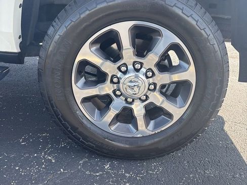 Used 2019 RAM 2500 Limited w/ Safety Group image 15
