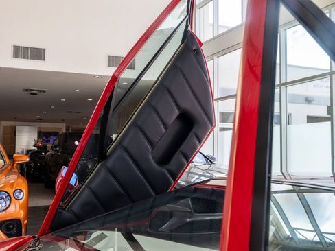 Used 1989 Lamborghini Countach Coupe RWD image 30