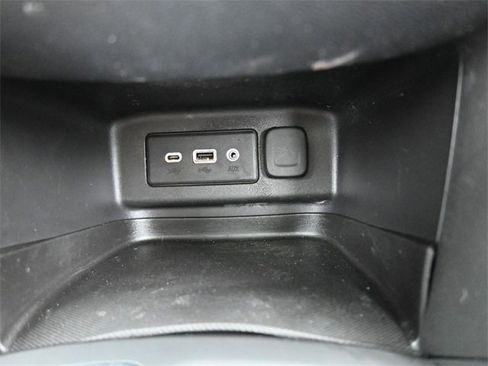 Used 2020 Chevrolet Equinox LT image 29