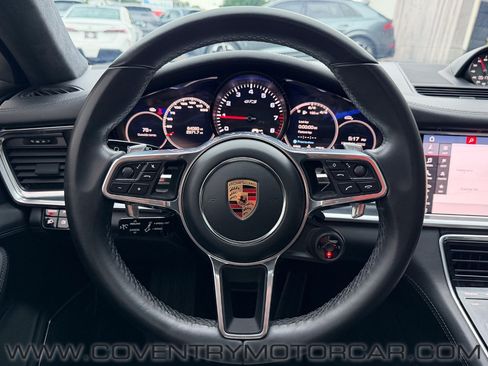 Used 2020 Porsche Panamera GTS AWD/4WD image 30