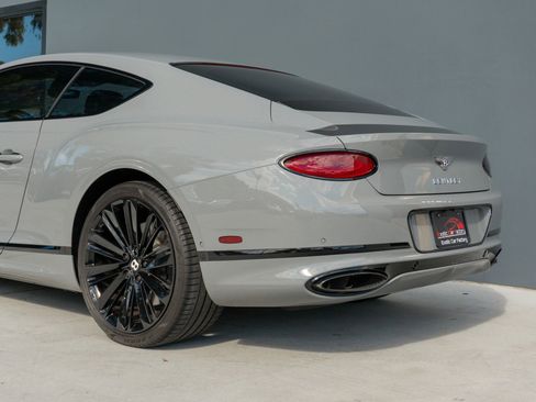 Used 2022 Bentley Continental GT Speed image 20