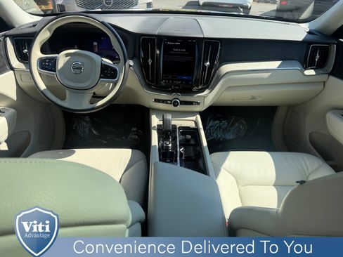 Used 2023 Volvo XC60 B5 Plus AWD/4WD image 2