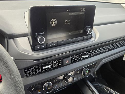 Certified 2024 Honda Accord EX image 20