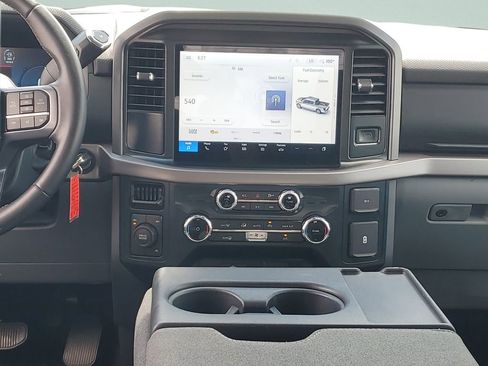 Used 2025 Ford F150 XLT w/ Equipment Group 301A Standard AWD/4WD image 15