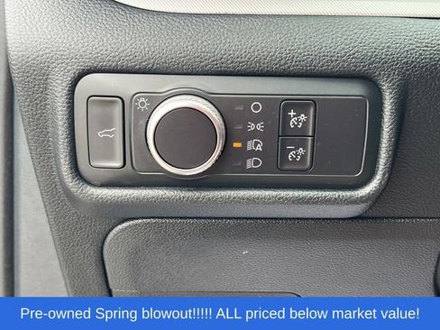 Used 2020 Ford Explorer XLT RWD image 23