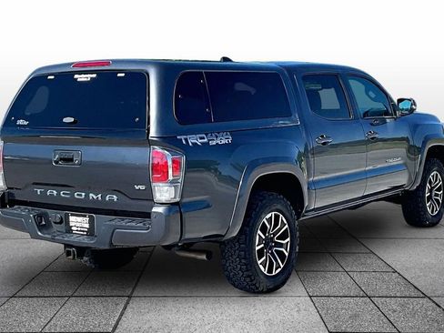 Used 2021 Toyota Tacoma TRD Sport w/ TRD Premium Sport Package AWD/4WD image 11