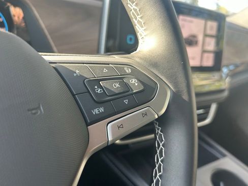 New 2026 Volkswagen Atlas SE image 21