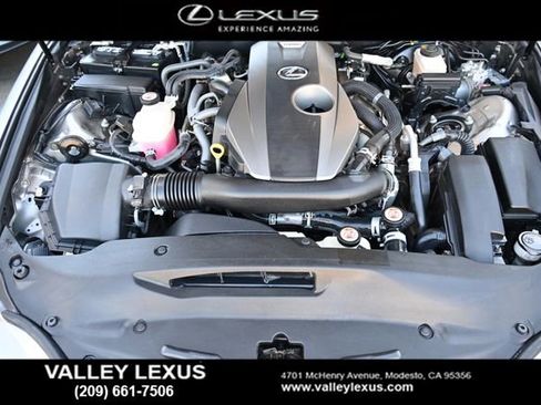 Used 2016 Lexus IS 200t image 19