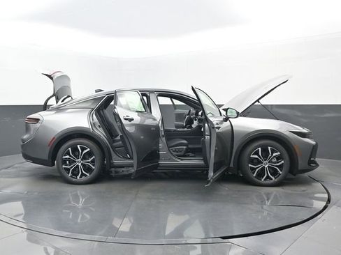 New 2026 Toyota Crown AWD/4WD image 31