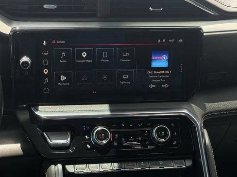 Used 2025 GMC Sierra 1500 Denali w/ Denali Reserve Package AWD/4WD image 15
