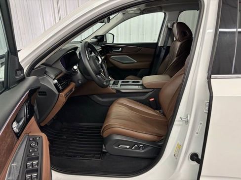 New 2026 Acura MDX w/ Advance Package AWD/4WD image 2