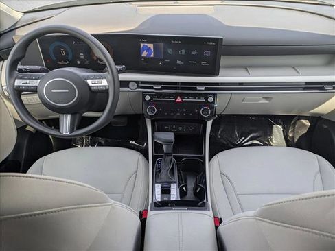 Used 2025 Hyundai Tucson SEL image 16