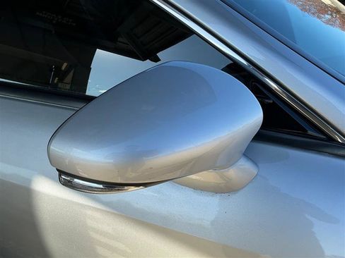 Used 2016 Lexus RC 200t image 14