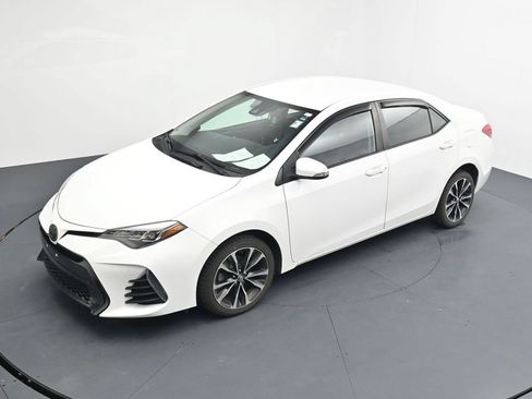 Used 2019 Toyota Corolla SE FWD image 12