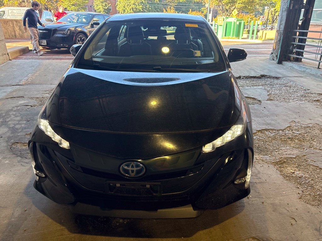 Used 2022 Toyota Prius Prime Limited FWD image 5