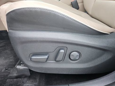 Used 2020 Hyundai Tucson Limited FWD image 16