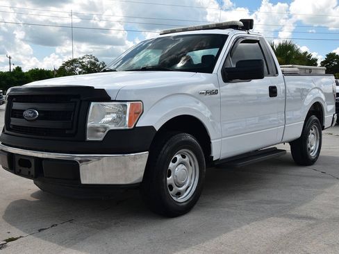 Used 2014 Ford F150 XL w/ Equipment Group 101A Mid RWD image 3