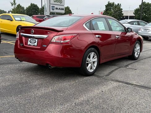 Used 2013 Nissan Altima 2.5 SV w/ 2.5SV Convenience Pkg FWD image 3