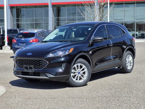 Used 2022 Ford Escape SE w/ Convenience Package image 1