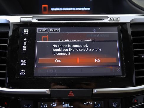 Used 2017 Honda Accord EX image 28