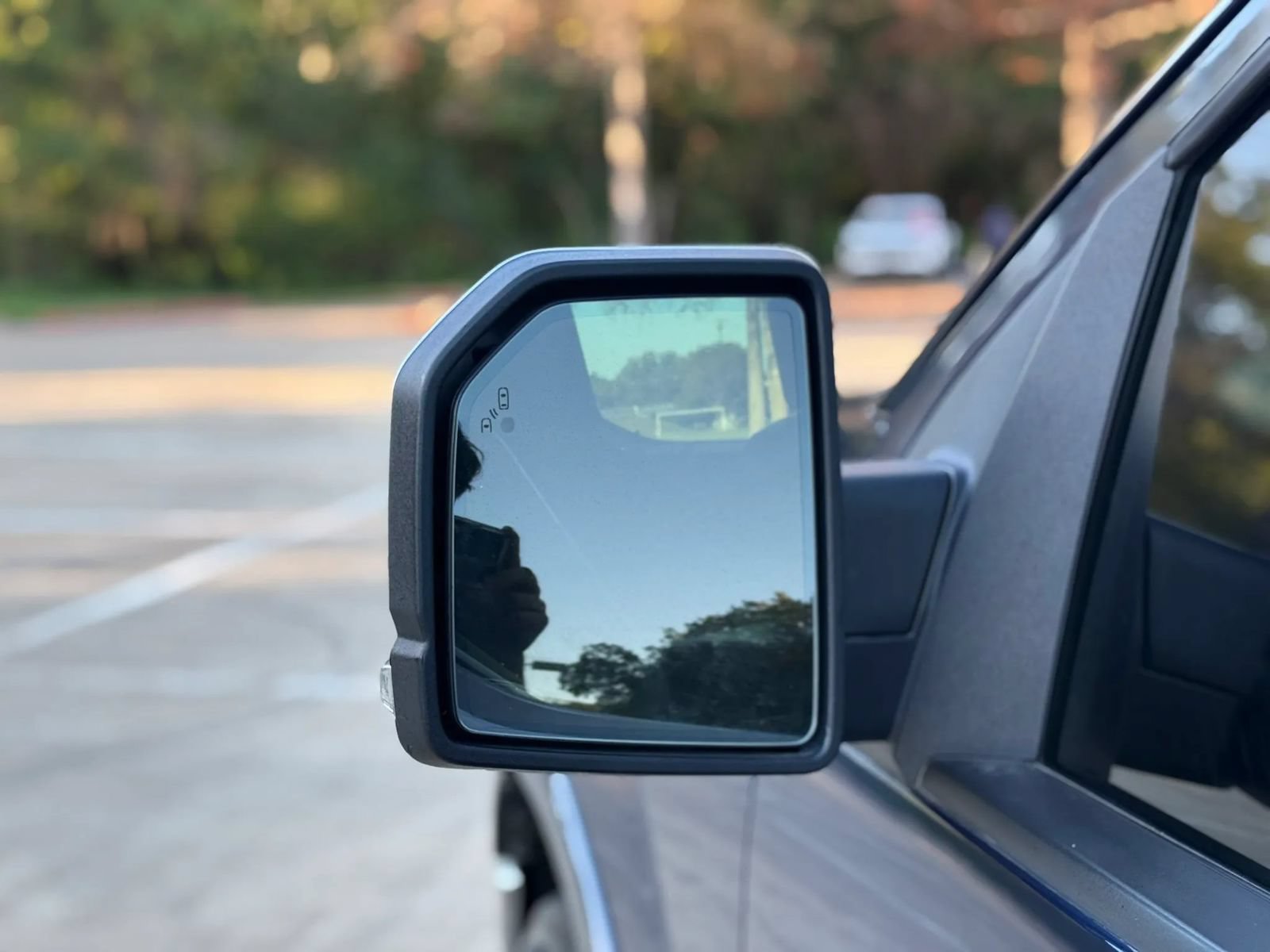 Used 2018 Ford F150 Lariat RWD image 16