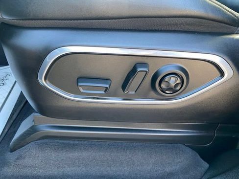 Used 2024 Jeep Wagoneer Series II w/ Premium Group I AWD/4WD image 26