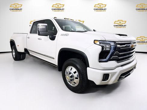 Used 2024 Chevrolet Silverado 3500 High Country w/ High Country Premium Package AWD/4WD image 1