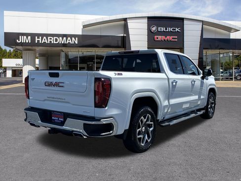 Used 2024 GMC Sierra 1500 SLT w/ SLT Premium Plus Package AWD/4WD image 7