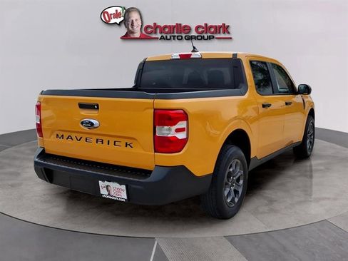 Used 2022 Ford Maverick XLT image 5