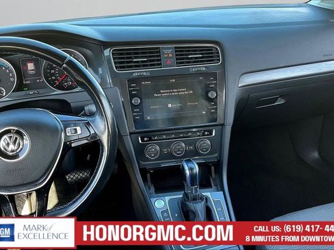 Used 2019 Volkswagen e-Golf SE w/ Driver Assistance Package FWD image 9