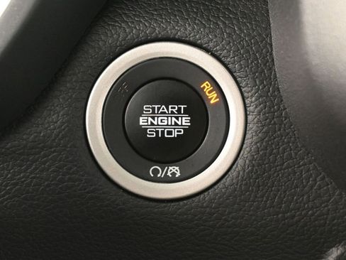 Used 2026 RAM 3500 Laramie AWD/4WD image 28