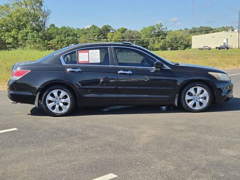 Used 2010 Honda Accord EX-L image 9