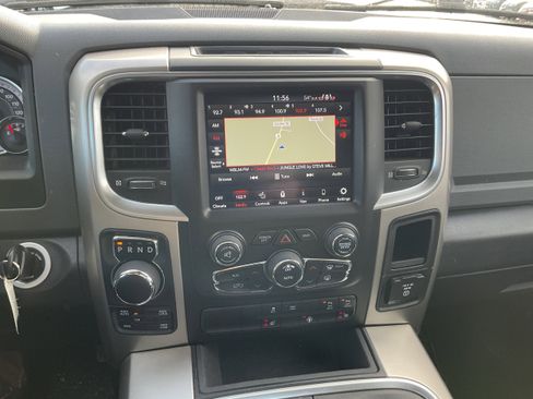 Used 2018 RAM 1500 Big Horn image 10